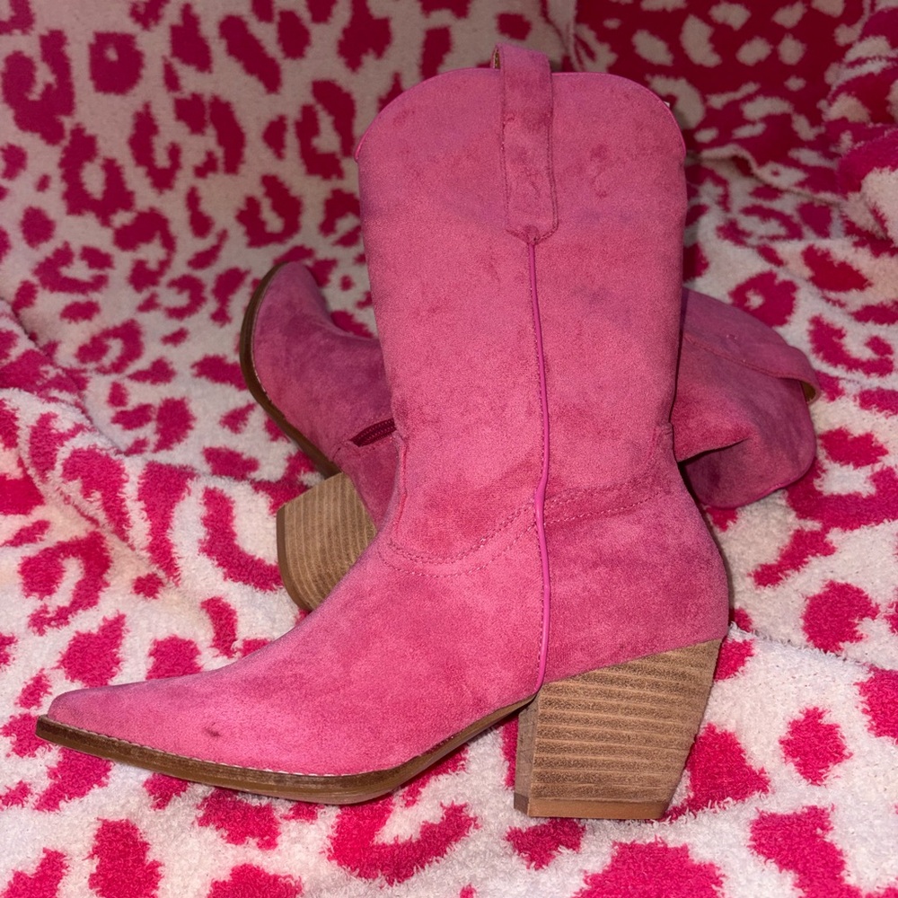 Arisa Pink Suede Women's Boots - Picture 3 of 10